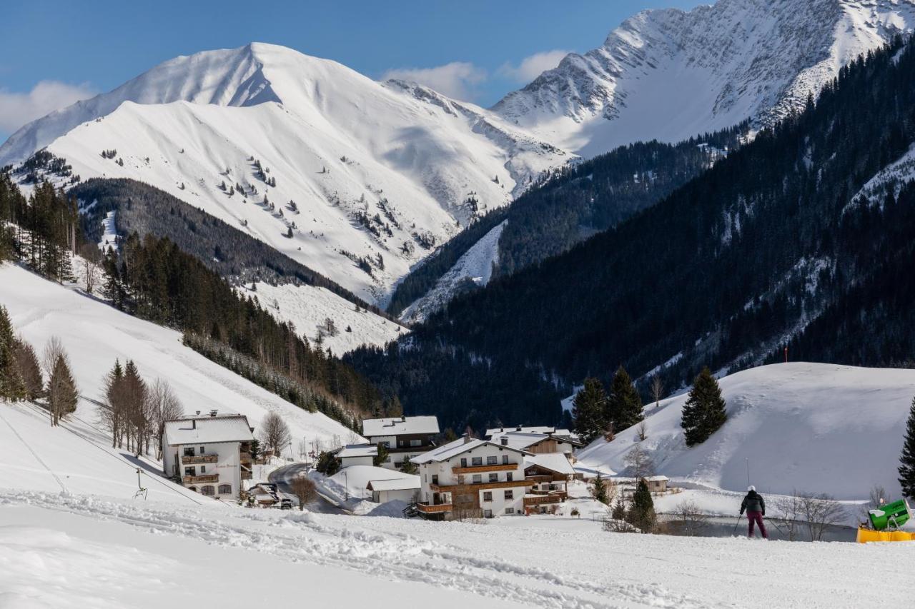 Landhaus Panorama Berwang Buitenkant foto